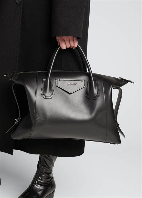 Givenchy Antigona Soft Medium Leather Bag 